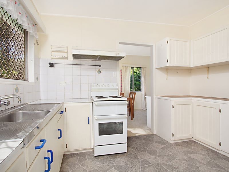 14 Blackton Street, Logan Central QLD 4114