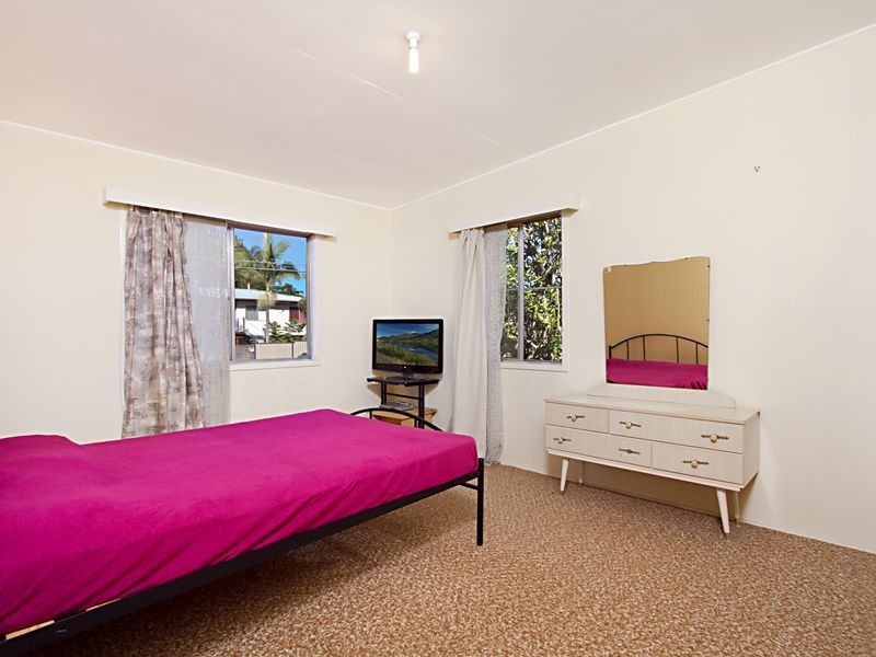 14 Blackton Street, Logan Central QLD 4114