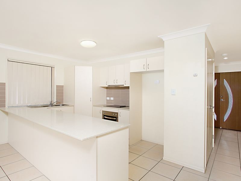 16 Sally Street, Marsden QLD 4132