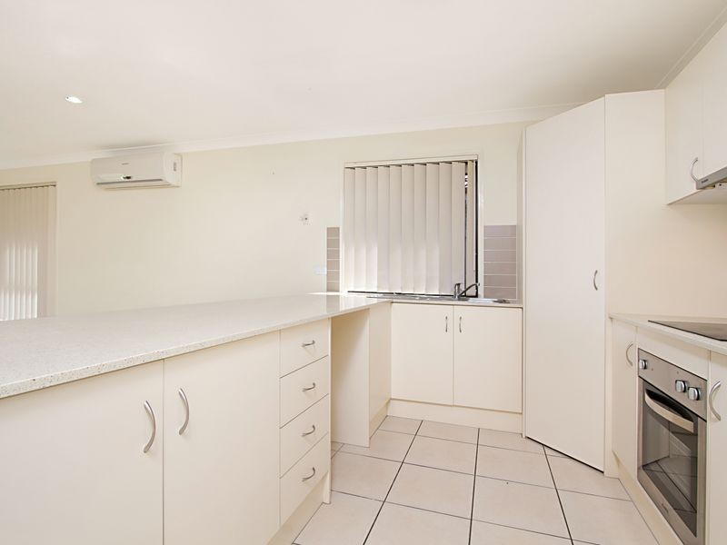 16 Sally Street, Marsden QLD 4132