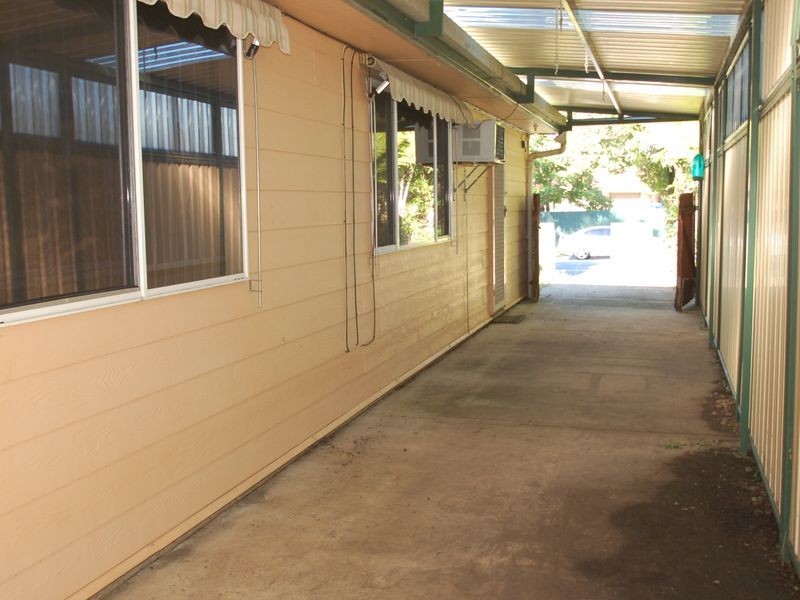 40 Clare Road, Kingston QLD 4114