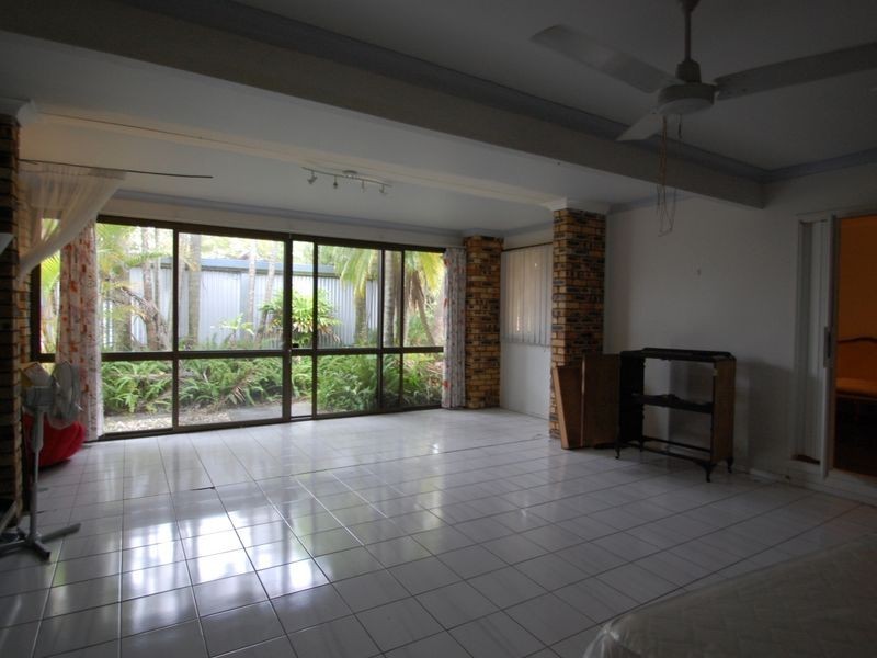 9 Francis Road, Shailer Park QLD 4128
