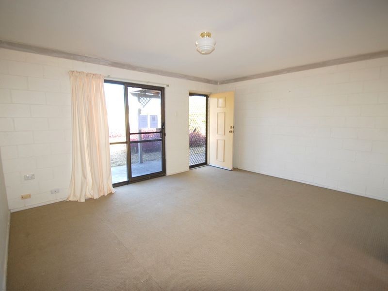 9 Short Street, Loganlea QLD 4131