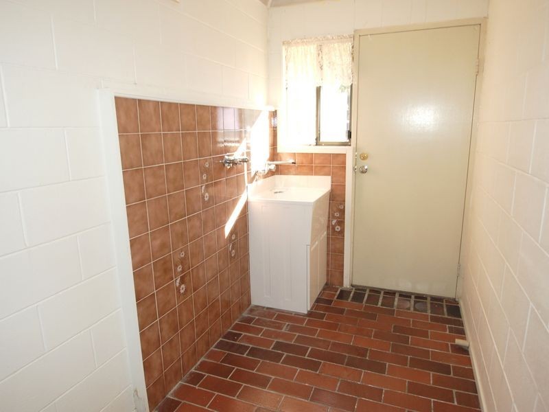 9 Short Street, Loganlea QLD 4131