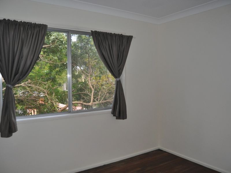 2 Leonard Street, Kingston QLD 4114