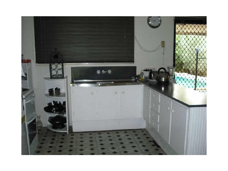 21 Edith Street, Kingston QLD 4114