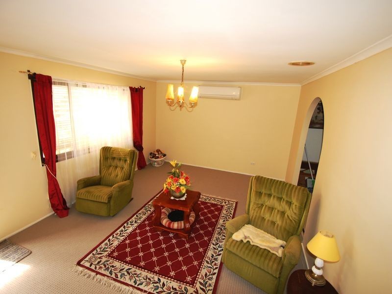 219 Kingston Road, Woodridge QLD 4114