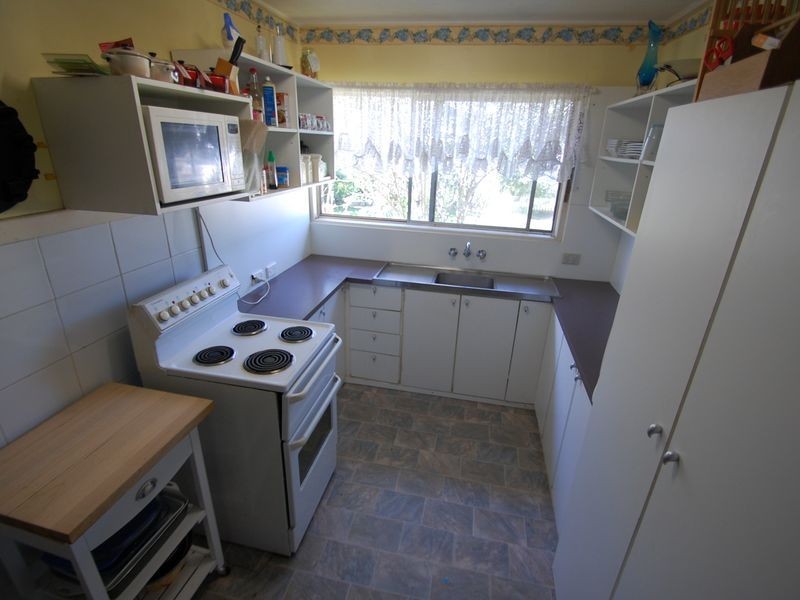 16 Moore Street, Logan Central QLD 4114