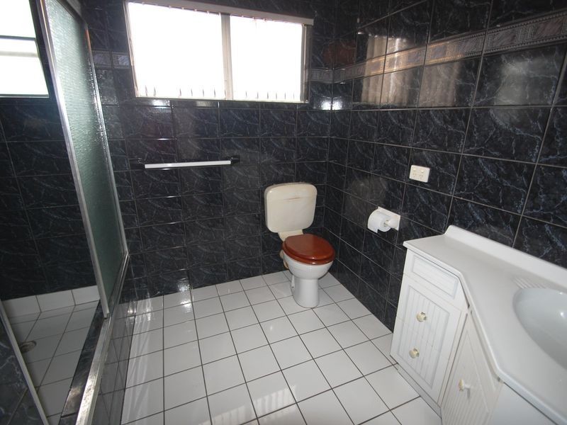 3 Bedford Street, Woodridge QLD 4114