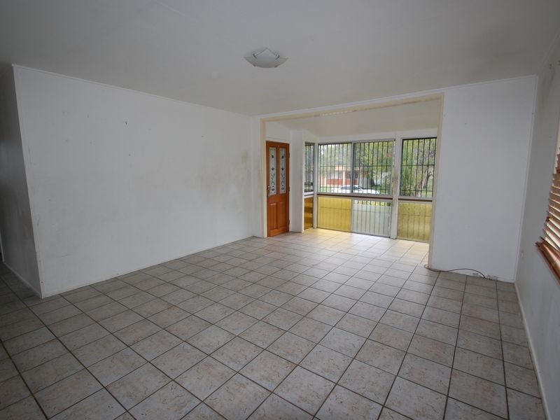 13 Ellen Street, Logan Central QLD 4114