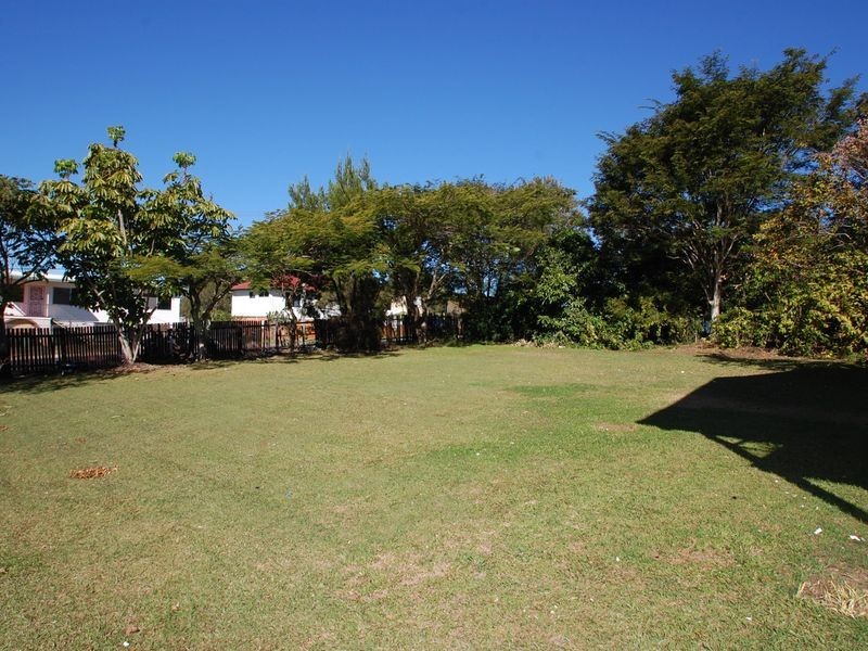 2 Woodash Street, Kingston QLD 4114