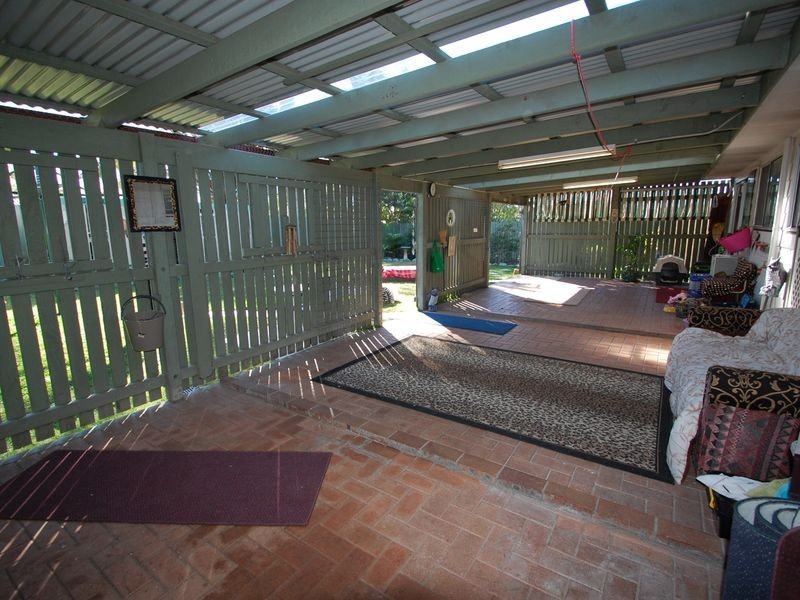 98 Waratah Drive, Crestmead QLD 4132