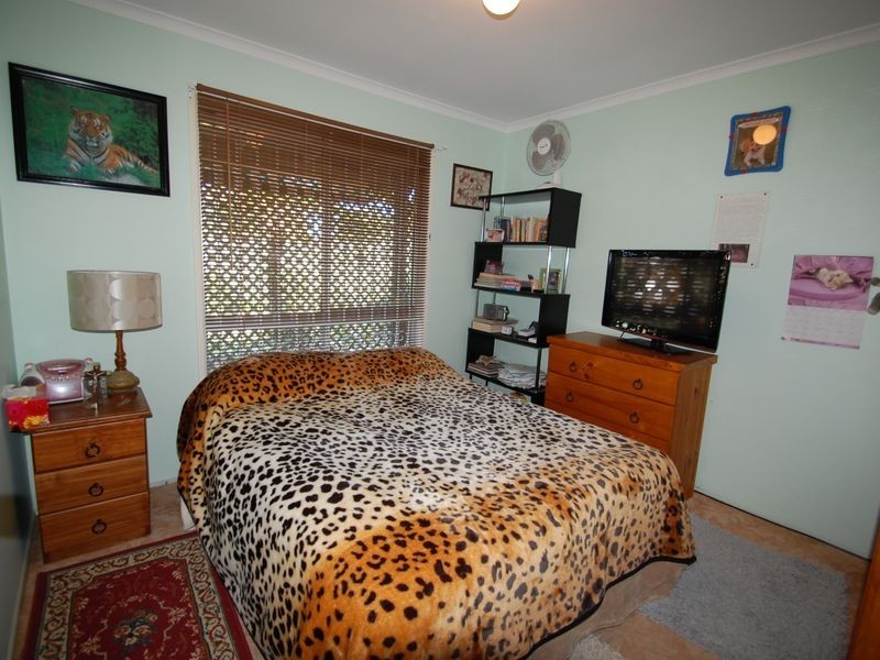 98 Waratah Drive, Crestmead QLD 4132