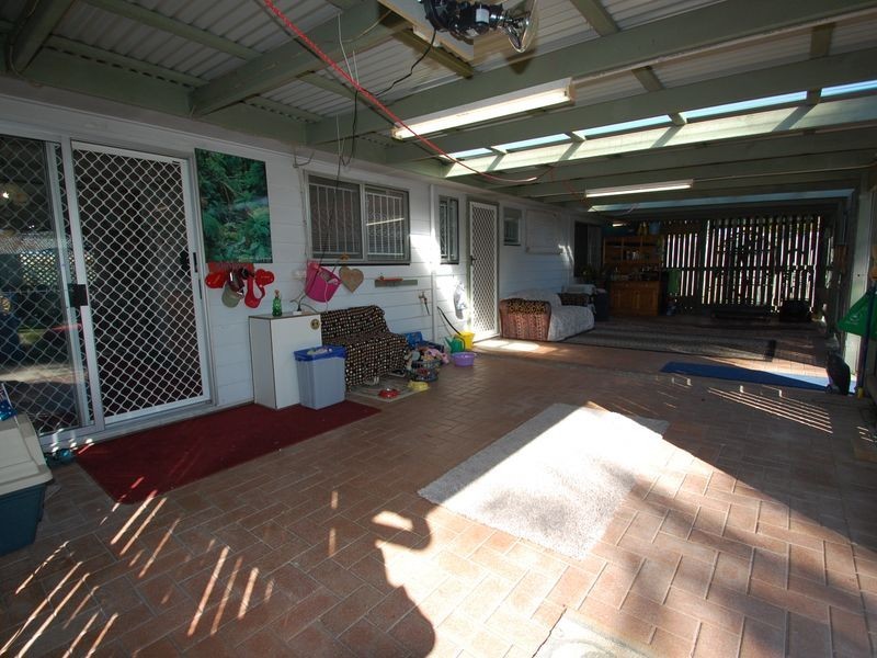 98 Waratah Drive, Crestmead QLD 4132