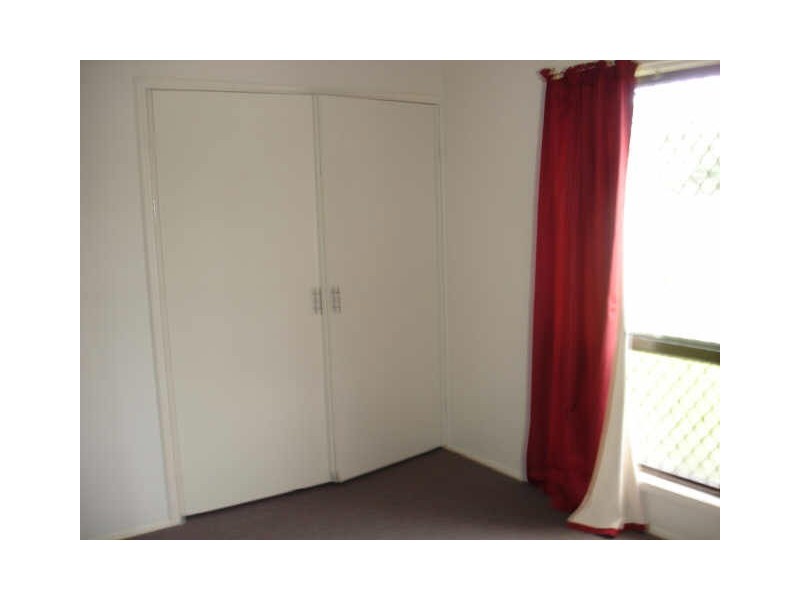 28 Lyngrove Street, Kingston QLD 4114