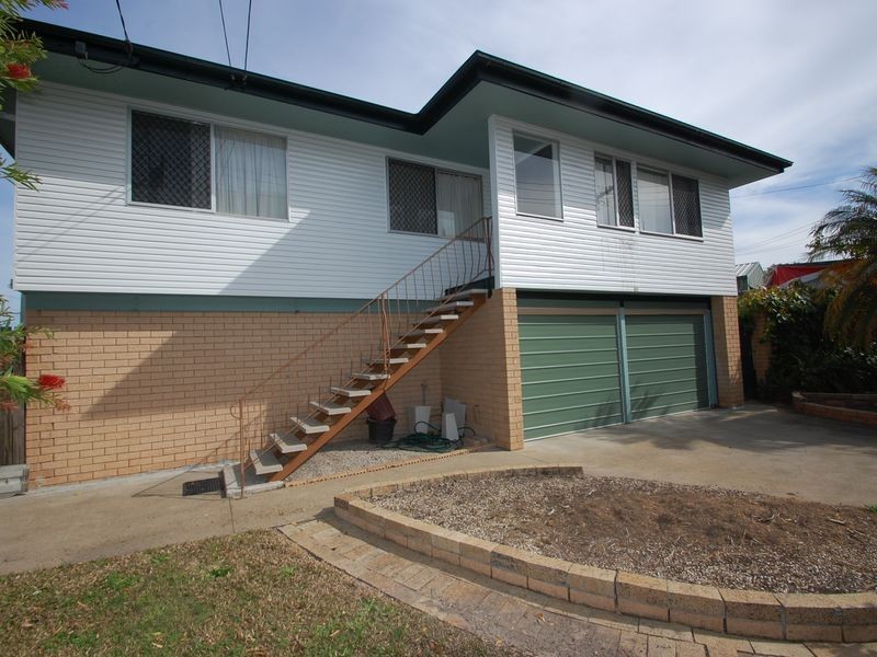 2 Jarrah Crescent, Logan Central QLD 4114