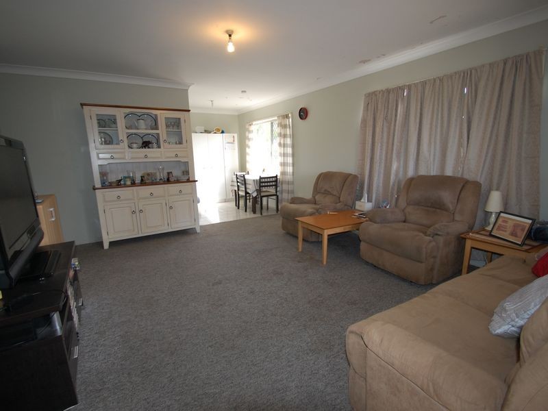 2 Jarrah Crescent, Logan Central QLD 4114