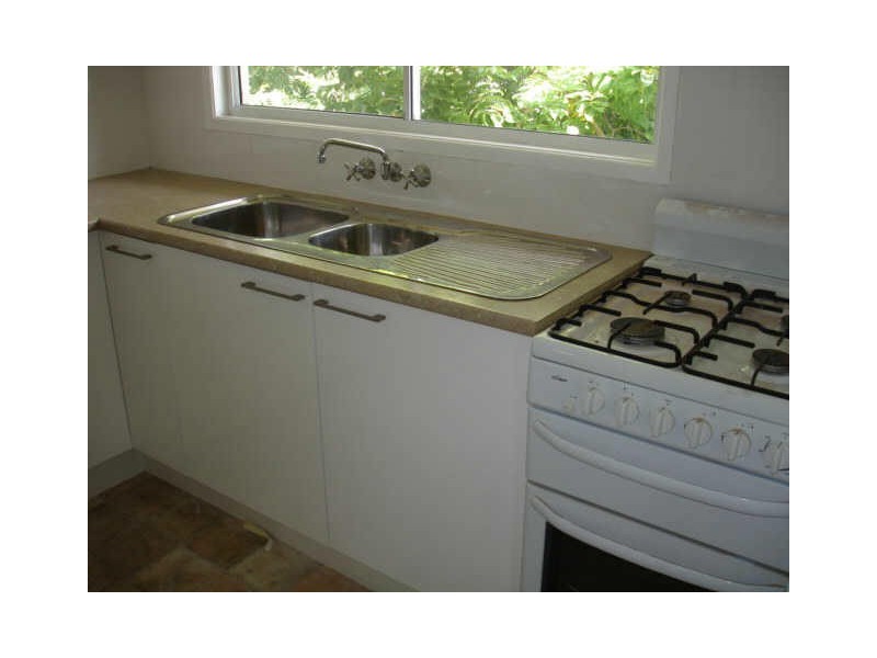 18 Barry Street, Slacks Creek QLD 4127