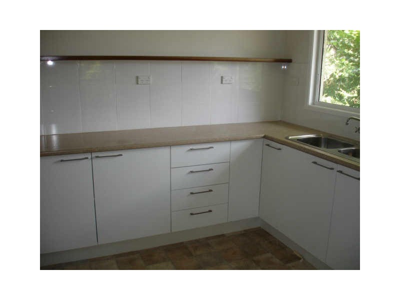 18 Barry Street, Slacks Creek QLD 4127