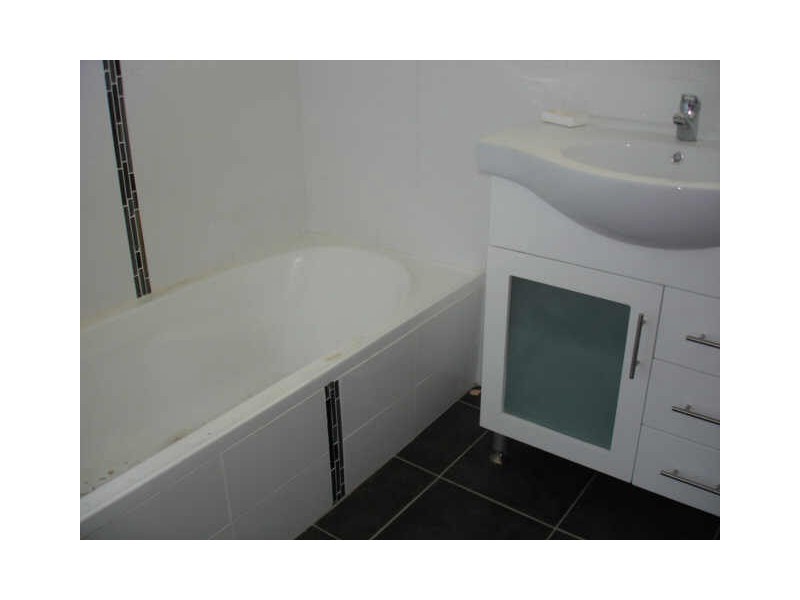 18 Barry Street, Slacks Creek QLD 4127