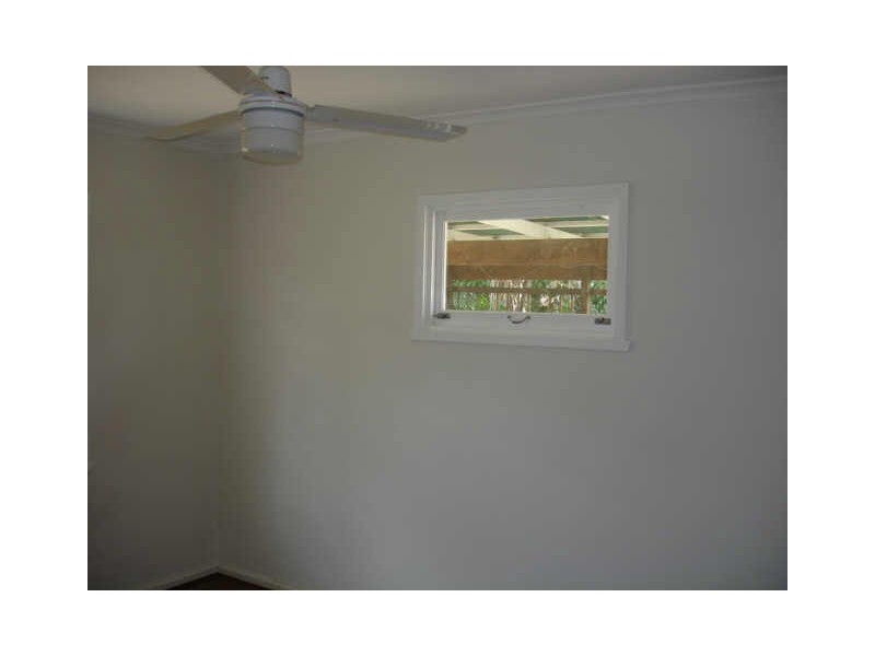 18 Barry Street, Slacks Creek QLD 4127