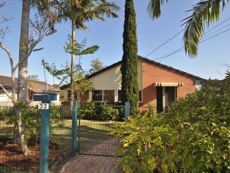 32 Reading Street, Logan Central QLD 4114