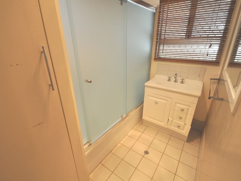 15 Keyes Street, Loganlea QLD 4131