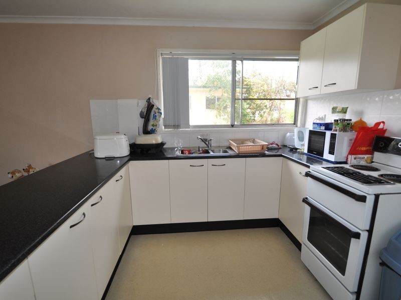 4 Briner Street, Kingston QLD 4114