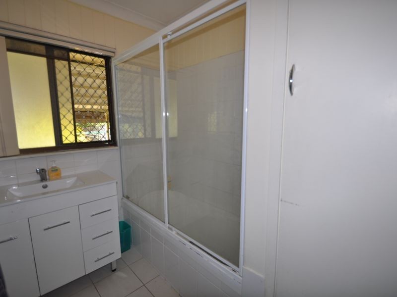 1 Edward Street, Woodridge QLD 4114