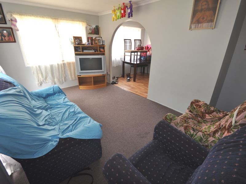 1c Hope Street, Kingston QLD 4114