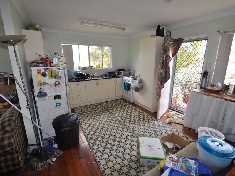 77 Jacaranda Avenue, Logan Central QLD 4114