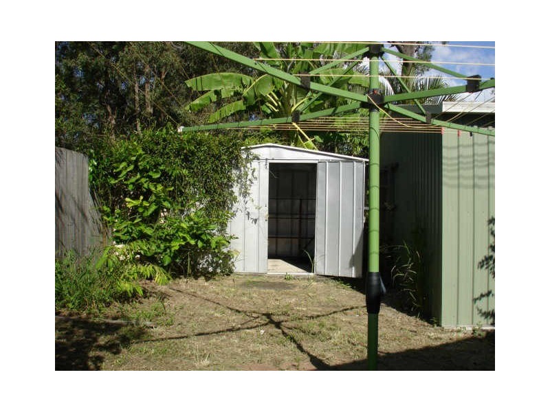 5 Curlew Cres, Eagleby QLD 4207