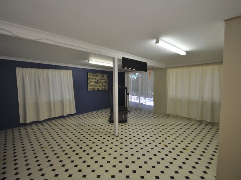 9 Warren Court, Loganlea QLD 4131