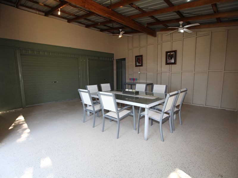 9 Warren Court, Loganlea QLD 4131