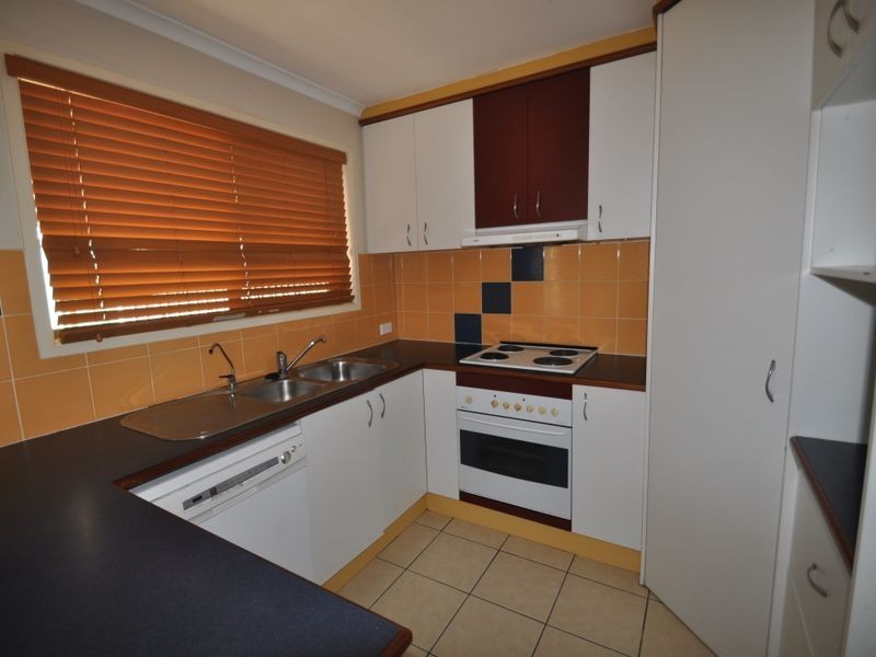 44 Velorum Drive, Kingston QLD 4114