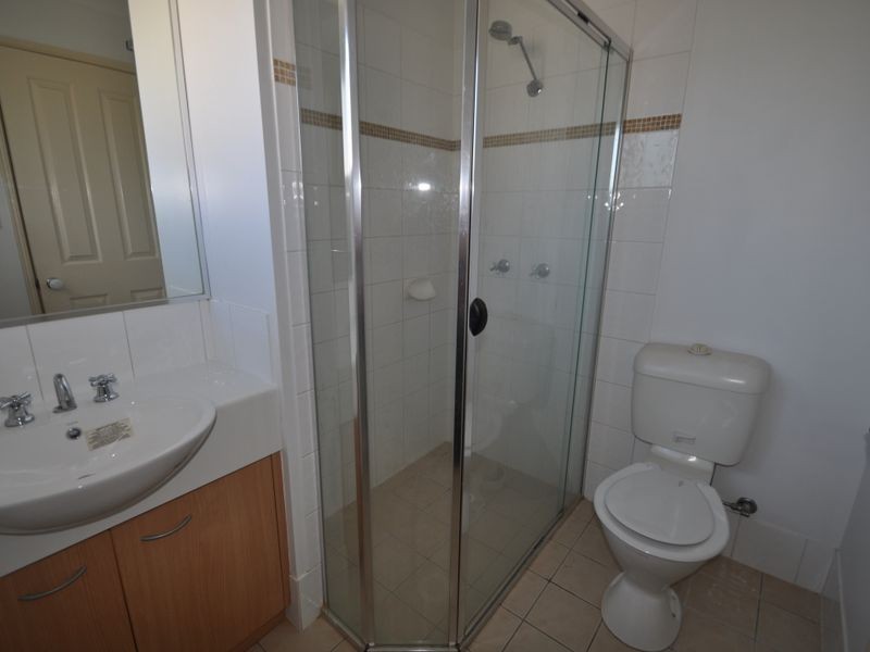 1 Clayton Court, Crestmead QLD 4132