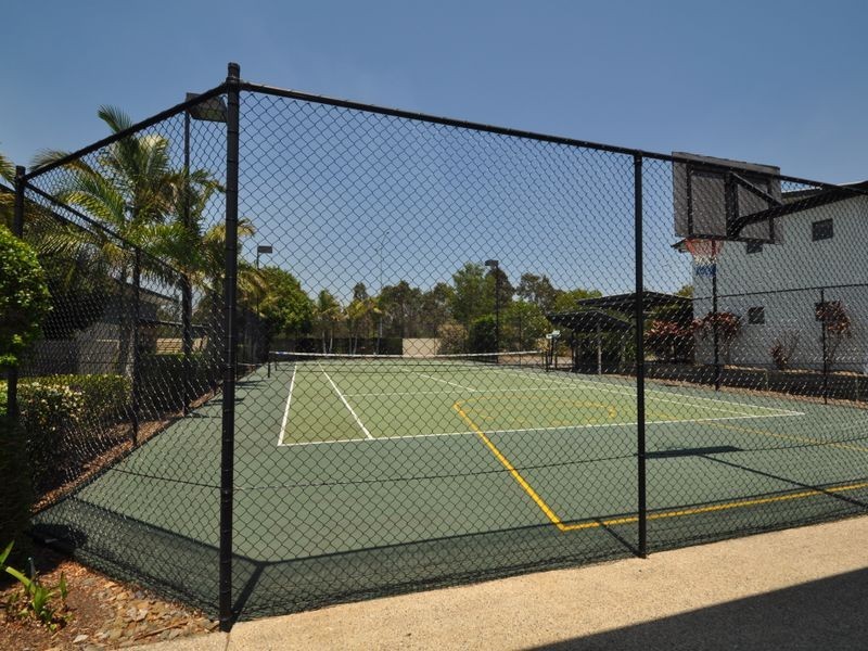 53/44-66 University Drive, Meadowbrook QLD 4131
