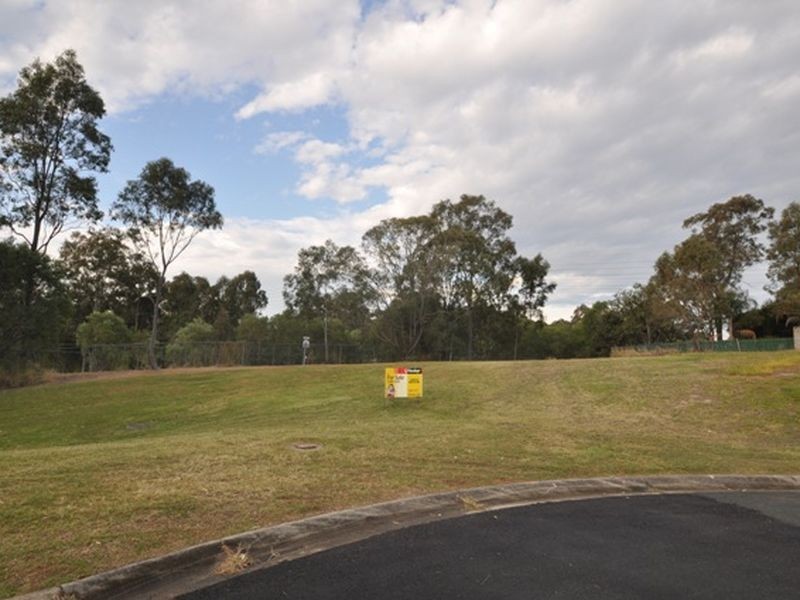 13 Rochelle Court, Edens Landing QLD 4207
