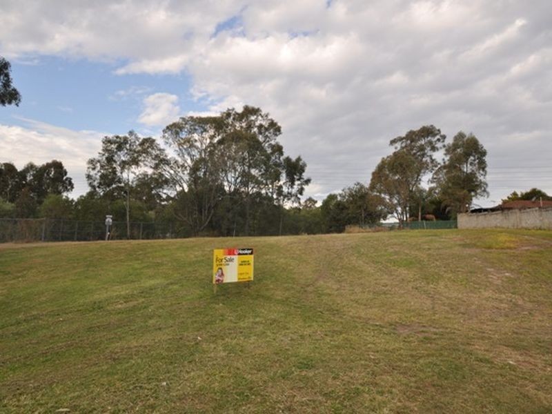 13 Rochelle Court, Edens Landing QLD 4207