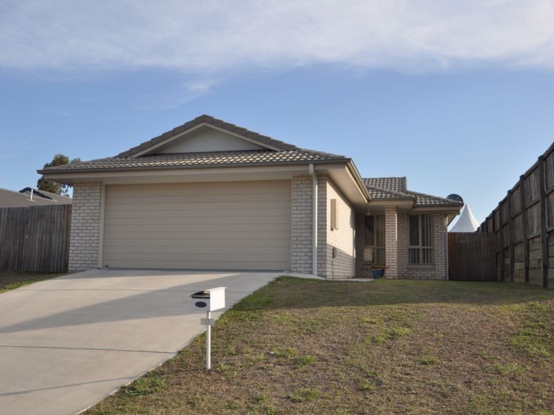 4 Newhaven Street, Marsden QLD 4132