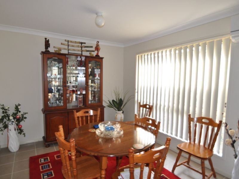 4 Newhaven Street, Marsden QLD 4132
