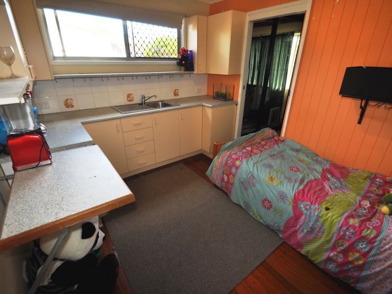 4 Stubbs Road, Woodridge QLD 4114