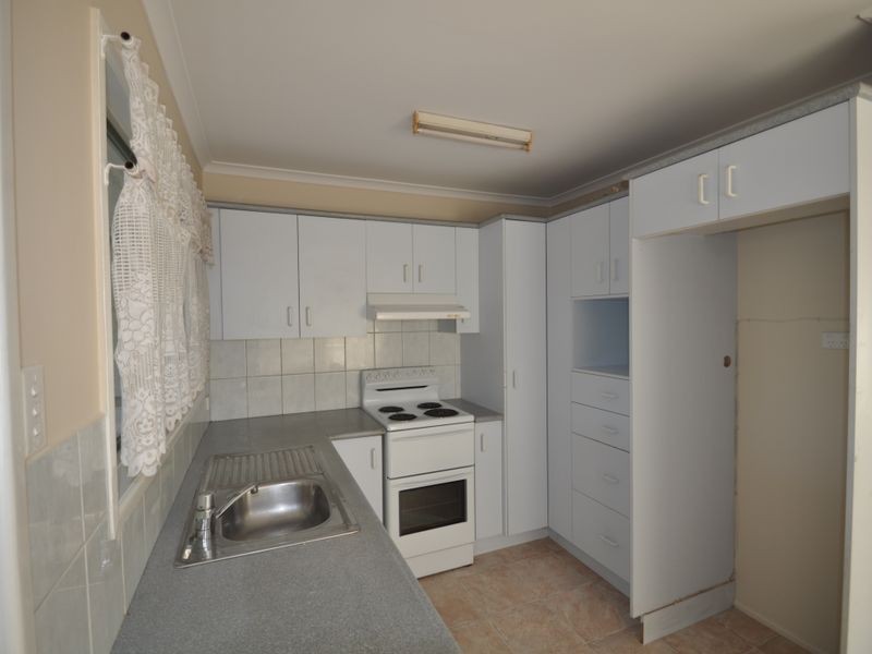 86 Aquarius Drive, Kingston QLD 4114