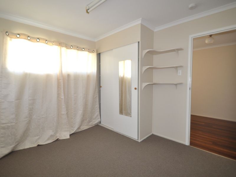 86 Aquarius Drive, Kingston QLD 4114