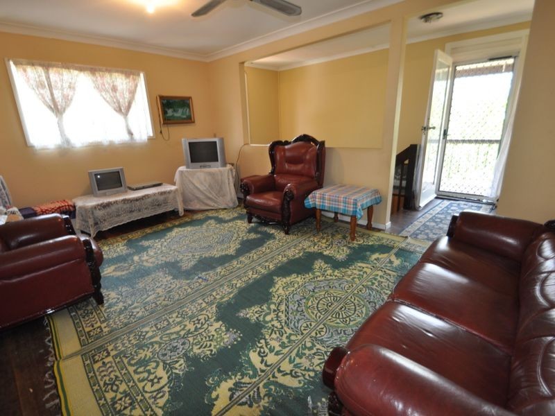 19 Karabil Street, Kingston QLD 4114