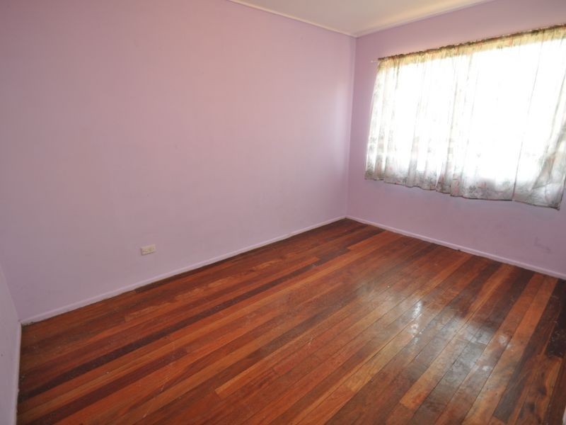 19 Karabil Street, Kingston QLD 4114