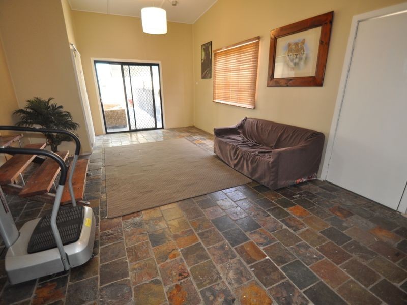 6 Balladonia Street, Woodridge QLD 4114