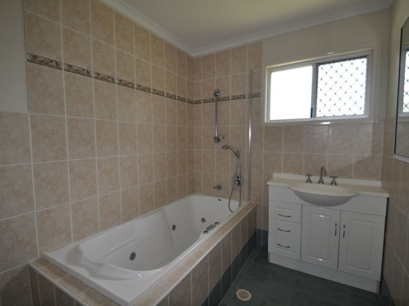 6 Phie Street, Loganlea QLD 4131