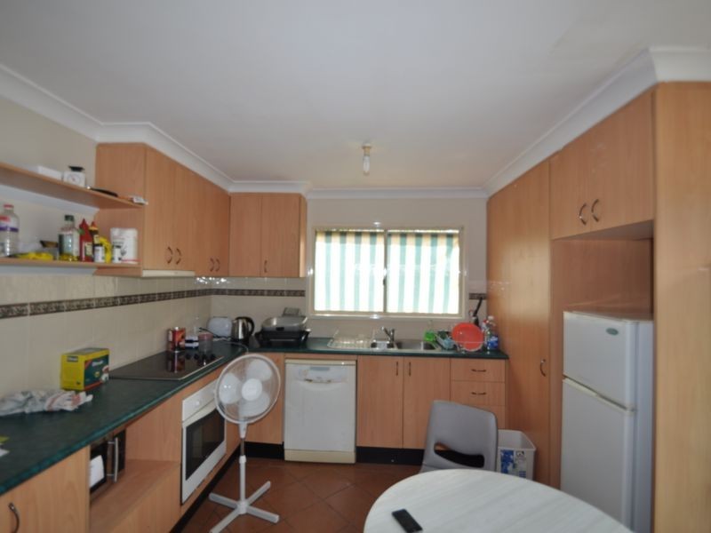 6 Phie Street, Loganlea QLD 4131