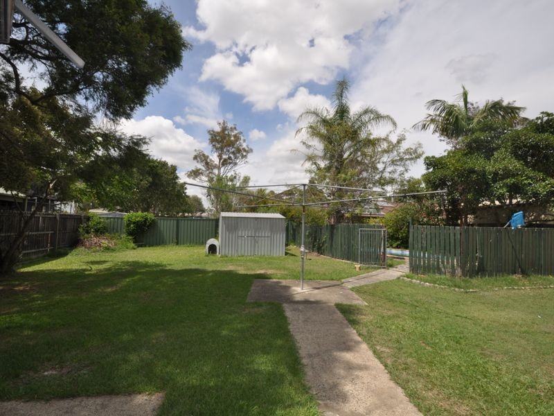 6 Phie Street, Loganlea QLD 4131